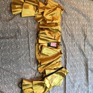 Golden yellow Pretty Little Thing Bardot crop top